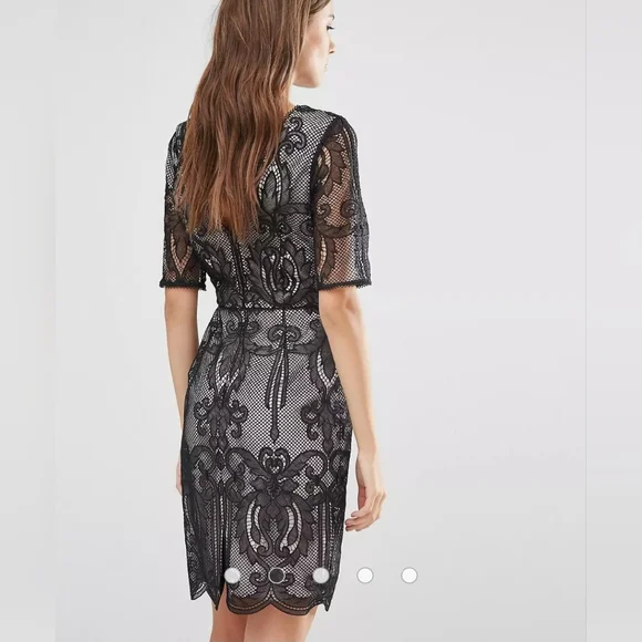 🌞REISS Zola Lace Dress  Black Scalloped Hem V-Back Party Cocktail US 4 - Picture 4 of 16